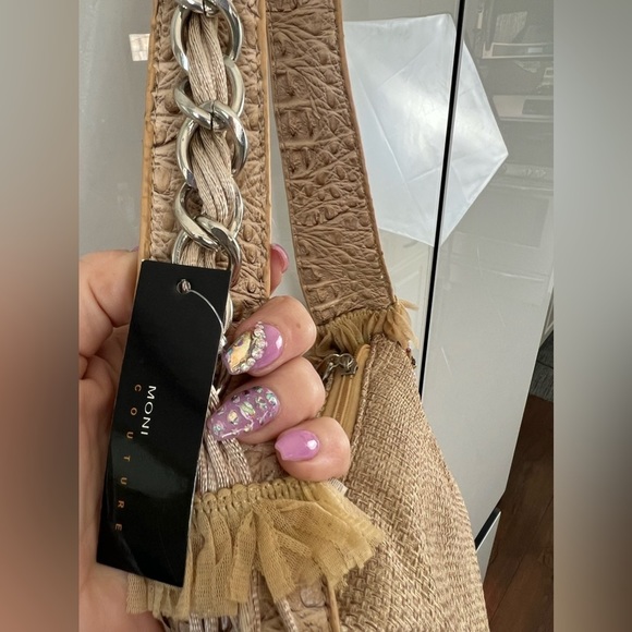 Elegant Floral Embellished Beige & Tan Handbag NWT - Picture 7 of 13